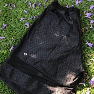 Lulu men’s shorts 🧼